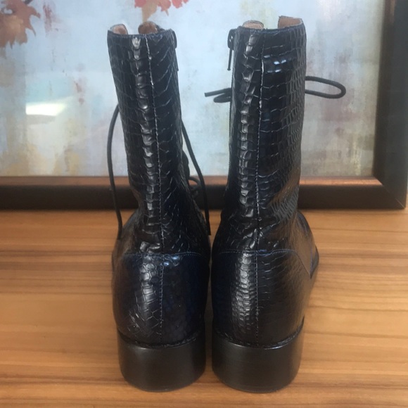 Sexy Jeffrey Campbell IBIZA. $450 Dark navy Blue boots. - Picture 3 of 12